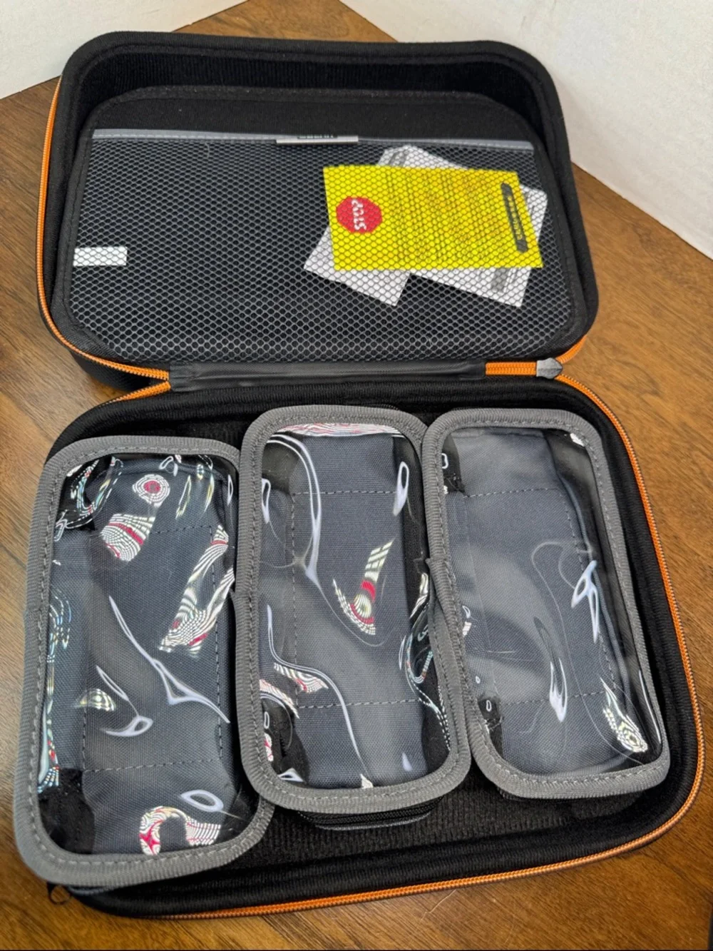 NWT USA Gear XL Semi-Hard Shell Dart Protective Case for 15 Darts Tips, Flights